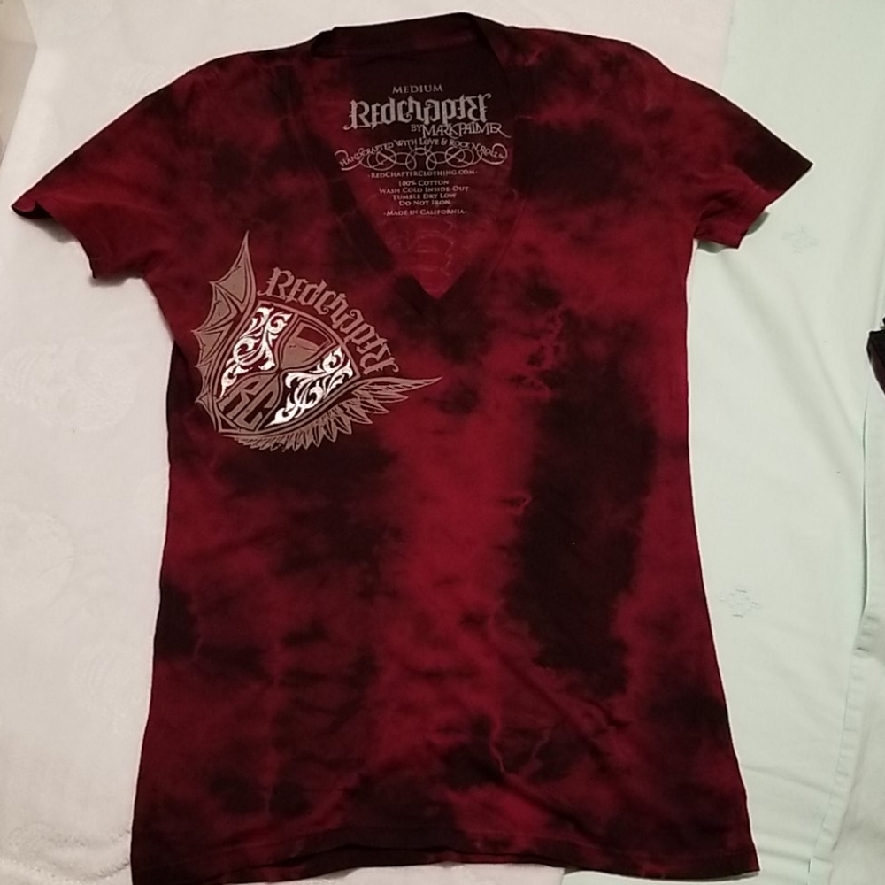 Red Chapter V-neck T-shirt w/ambigram